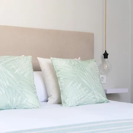 El Atico De La Ria Apartment *